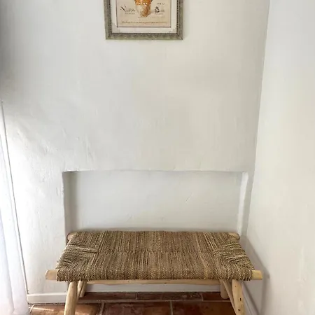 La Cle Des Champs, Boutique & - De Garrigon Otel