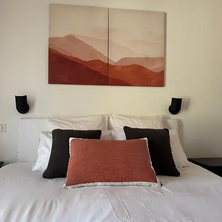 La Cle Des Champs, Boutique & - De Garrigon 3* Roussillon en Isere