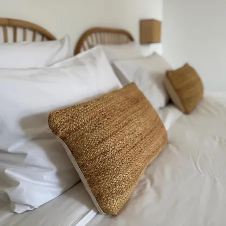 La Cle Des Champs, Boutique & - De Garrigon Otel 3*