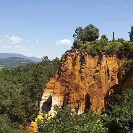Otel La Cle Des Champs, Boutique & - De Garrigon Roussillon en Isere