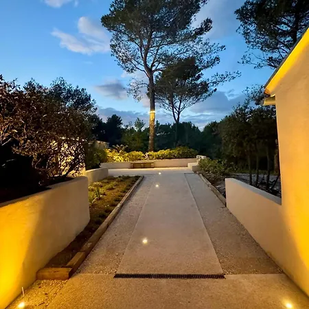 La Cle Des Champs, Boutique Hotel & Spa - Le Mas De Garrigon Hotel