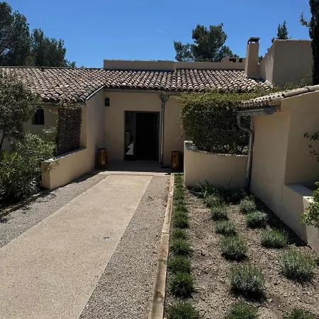 La Cle Des Champs, Boutique Hotel & Spa - Le Mas De Garrigon 3*