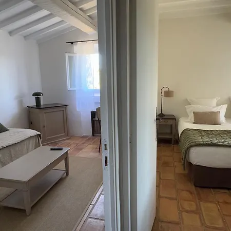 Szálloda La Cle Des Champs, Boutique & - De Garrigon 3*